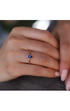 Taç Safir Pırlanta Yüzük Taç Safir Pırlanta Yüzük