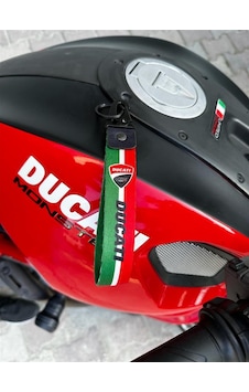 İtalyan Bayrak Çizgi Tasarım Ducati Anahtarlık Modeli İtalyan Bayrak Çizgi Tasarım Ducati Anahtarlık Modeli