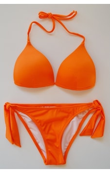 Beria Kadın Üçgen Yarım Dolgulu Turuncu Bikini Takımı Beria Kadın Üçgen Yarım Dolgulu Turuncu Bikini Takımı
