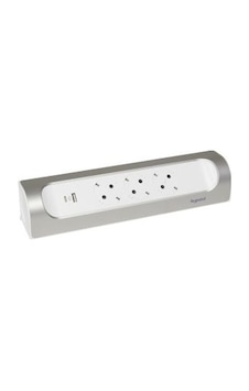 LEGRAND GRUP PRİZ 3X2P+T USB TİP A VE C LEGRAND GRUP PRİZ 3X2P+T USB TİP A VE C