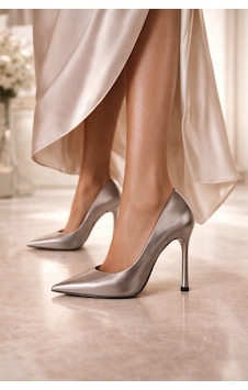Firibu Elite Gloss Kadın Rugan Stiletto Premium Abiye Topuklu Ayakkabı Davet & Gelinlik Uyumlu Cav-stiletto Champagne Silver Firibu Elite Gloss Kadın Rugan Stiletto Premium Abiye Topuklu Ayakkabı Davet & Gelinlik Uyumlu Cav-stiletto Champagne Silver