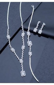 925 Ayar Gümüş Kadın Baget Taşlı Elegant Set 925 Ayar Gümüş Kadın Baget Taşlı Elegant Set