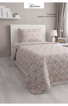 Lavinya Kapitone Tek Kişilik Yatak Örtüsü, Pike Seti, Çift Taraflı Kullanım, Çiçek Desenli 1 Adet Yastık Kılıfı , 160x220 Cm Bej Lavinya Kapitone Tek Kişilik Yatak Örtüsü, Pike Seti, Çift Taraflı Kullanım, Çiçek Desenli 1 Adet Yastık Kılıfı , 160x220 Cm Bej