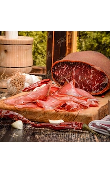 Erdem Sepetçioğlu Meşhur Kastamonu Pastırması Çemenli 1 KG Erdem Sepetçioğlu Meşhur Kastamonu Pastırması Çemenli 1 KG