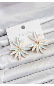 Beyaz Renk Kristal Taşlı Lotus Model Kadın Küpe Beyaz Renk Kristal Taşlı Lotus Model Kadın Küpe