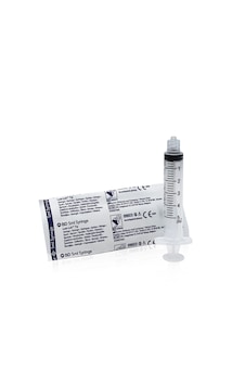Bd 5ml Luer-lock Kilitli-vidalı Tip İğnesiz Enjektör 50 Adet