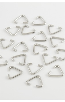Üçgen - 703 - Metal Aparat 1 Adet - Shopgpt - Gümüş Rengi Üçgen - 703 - Metal Aparat 1 Adet - Shopgpt - Gümüş Rengi