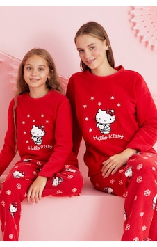 Siyah İnci Lisanslı Polar Çok Renkli Nakışlı Bisklet Yaka Pijama Takım Hk320 Kırmızı Siyah İnci Lisanslı Polar Çok Renkli Nakışlı Bisklet Yaka Pijama Takım Hk320 Kırmızı
