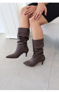 Asmi Shoes Kadın Gina Kahverengi Körüklü 6 Cm Topuklu Sivri Burun İnce Topuk Yarım Boy Çizme Asmi Shoes Kadın Gina Kahverengi Körüklü 6 Cm Topuklu Sivri Burun İnce Topuk Yarım Boy Çizme