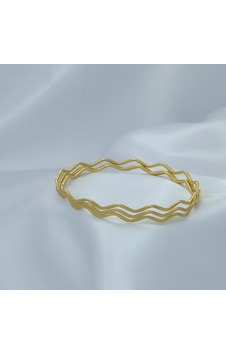 Yeni Sezon Vip Özel Seri Paslanmaz Çelik Altın Kaplama 3'lü Zigzag Ajda Kadın Bileklik Gold Yeni Sezon Vip Özel Seri Paslanmaz Çelik Altın Kaplama 3'lü Zigzag Ajda Kadın Bileklik Gold