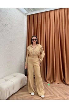 Butik Moda Ptkmks001 Üstü Kısa Fermuarlı Pantolonlu Takım Vizon 001 Butik Moda Ptkmks001 Üstü Kısa Fermuarlı Pantolonlu Takım Vizon 001