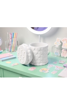Alvera Kabartma Kalp Desenli Kapaklı Kalemlik 3d Baskı Masaüstü Organizer - Beyaz Alvera Kabartma Kalp Desenli Kapaklı Kalemlik 3d Baskı Masaüstü Organizer - Beyaz