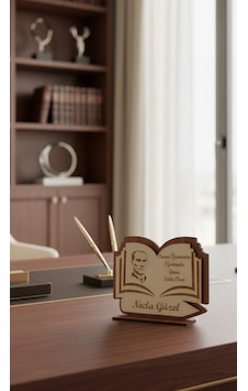 Öğretmenler Günü Özel Ahşap Kitap Tasarımlı Masaüstü Plaket Ahşap Öğretmenler Günü Özel Ahşap Kitap Tasarımlı Masaüstü Plaket Ahşap