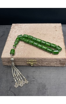 Efe Boy Alpaka Zincir Püsküllü Hamur Yeşili Sıkma Kehribar Tesbih 11x14 Mm Yeşil Efe Boy Alpaka Zincir Püsküllü Hamur Yeşili Sıkma Kehribar Tesbih 11x14 Mm Yeşil