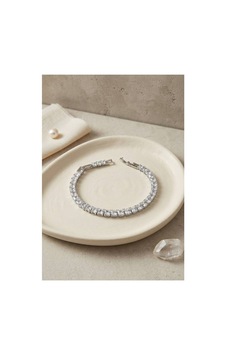 Pirinç Gümüş Renk Kare Zirkon Taşlı Su Yolu Kadın Bileklik Tj-bb8894 Evimdeyokyok Pirinç Gümüş Renk Kare Zirkon Taşlı Su Yolu Kadın Bileklik Tj-bb8894 Evimdeyokyok