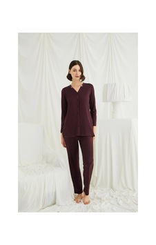 Hrşytrend Herşeytrend Uzun Kollu Boydan Düğmeli V Yaka Pijama Takımı Çok Renkli Hrşytrend Herşeytrend Uzun Kollu Boydan Düğmeli V Yaka Pijama Takımı Çok Renkli