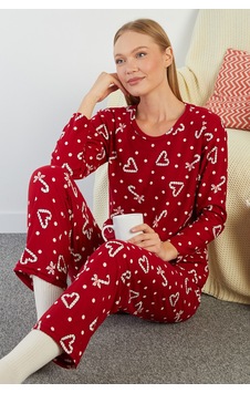 Fullamoda Puantiye Ve Kalp Desenli Bisiklet Yaka Süet Pijama Takımı Bordo Fullamoda Puantiye Ve Kalp Desenli Bisiklet Yaka Süet Pijama Takımı Bordo