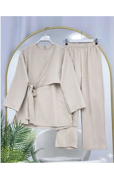 Lovie Moda Kruvaze Bağlamalı İkili Takım Bej Lovie Moda Kruvaze Bağlamalı İkili Takım Bej