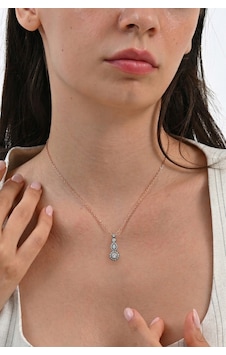 925 Ayar Gümüş Kolye Rose Kaplama Tria Modeli Elmas Montür Kolye - Pırlanta Işıltılı Özel Tasarım Pembe Altın Kolye Barcode Rose Gold 925 Ayar Gümüş Kolye Rose Kaplama Tria Modeli Elmas Montür Kolye - Pırlanta Işıltılı Özel Tasarım Pembe Altın Kolye Barcode Rose Gold