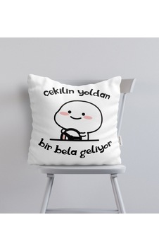 Bk Gift Bir Bela Geliyor Tasarımlı Yastık - Model 1 Bk Gift Bir Bela Geliyor Tasarımlı Yastık - Model 1