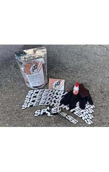 Motorsiklet Ve Otomobil Araç Lastik Yazısı Speed Hunter 2.5 Cm 8 Adet Yapıştırıcı Arma Sticker Motorsiklet Ve Otomobil Araç Lastik Yazısı Speed Hunter 2.5 Cm 8 Adet Yapıştırıcı Arma Sticker