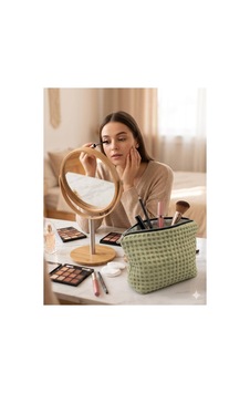 Fermuarlı Waffle Makyaj Temizleme Çantası + 2'li Yıkanabilir %100 Pamuk Ped Seti Yeşil Fermuarlı Waffle Makyaj Temizleme Çantası + 2'li Yıkanabilir %100 Pamuk Ped Seti Yeşil