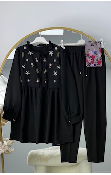 Lovie Moda Kadın Çiçek İşlemeli Takım - Siyah Beyaz Lovie Moda Kadın Çiçek İşlemeli Takım - Siyah Beyaz