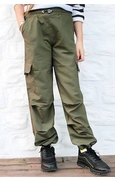 Modanino Kız Çocuk Kargo Cepli Paraşüt Pantolon 12685 Haki Modanino Kız Çocuk Kargo Cepli Paraşüt Pantolon 12685 Haki