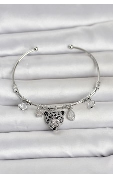 Pirinç Gümüş Renk Leopar Detaylı Charmlı Kadın Bileklik Pirinç Gümüş Renk Leopar Detaylı Charmlı Kadın Bileklik