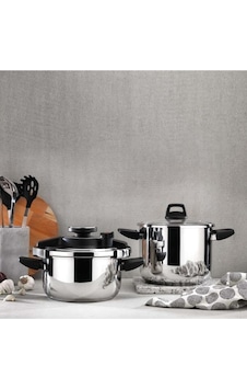 Schafer Compact 4 Parça Düdüklü Tencere Seti 4+6,5 L-siyah Siyah Schafer Compact 4 Parça Düdüklü Tencere Seti 4+6,5 L-siyah Siyah