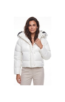 Onloox Kadın Beyaz Beyaz Polyester Kumaş Kapüşonlu Astarlı Kısa Kesim Yanları Cep Detaylı Puffer Mont