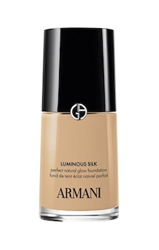 Giorgio Armani Luminous Silk Fondöten 4 Giorgio Armani Luminous Silk Fondöten 4