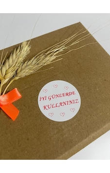 İyi Günlerde Kullanınız El Yazılı Kalpli Yuvarlak Yapışkanlı Etiket 5x5 Cm 100 Adet İyi Günlerde Kullanınız El Yazılı Kalpli Yuvarlak Yapışkanlı Etiket 5x5 Cm 100 Adet