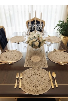 Fransız Dantelli Runner Ve Supla Takımı 1 Runner, 6 Supla Kahve Çok Renkli Fransız Dantelli Runner Ve Supla Takımı 1 Runner, 6 Supla Kahve Çok Renkli