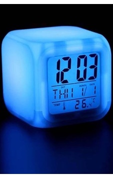 7 Renk Değiştiren Gece Lambası Masa Saati Alarm Termometre Özellikli Yeni Nesil Akıllı Masa Saati Çok Renkli 7 Renk Değiştiren Gece Lambası Masa Saati Alarm Termometre Özellikli Yeni Nesil Akıllı Masa Saati Çok Renkli