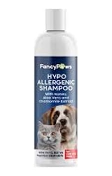 Fancy Paws Aloe Vera Bal Ve Papatya Özlü Hipoalerjenik Kedi Köpek Şampuanı 250ml Fancy Paws Aloe Vera Bal Ve Papatya Özlü Hipoalerjenik Kedi Köpek Şampuanı 250ml