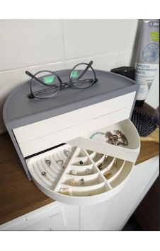Yarım Ay Dönen Katlı Takı Kutusu - 3d Baskı Çekmeceli Yüzük Küpe Düzenleyici Ve Makyaj Organizeri Yarım Ay Dönen Katlı Takı Kutusu - 3d Baskı Çekmeceli Yüzük Küpe Düzenleyici Ve Makyaj Organizeri