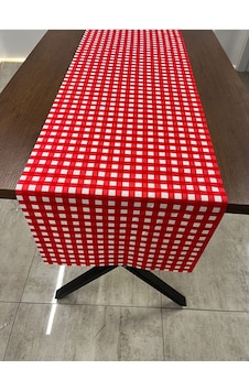 Kırmızı Beyaz Kareli Runner Örtüsü 40 X 140 Renkli Kırmızı Beyaz Kareli Runner Örtüsü 40 X 140 Renkli