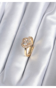 Pirinç Gold Renk Zirkon Taşlı Kalp Charm Model Kadın Yüzük Altın - Beyaz 11396389 Pirinç Gold Renk Zirkon Taşlı Kalp Charm Model Kadın Yüzük Altın - Beyaz 11396389