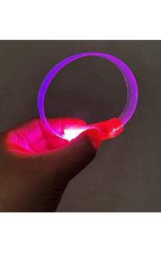 3 Modlu Pilli Led Işıklı Esnek Parti Bilekliği Pembe 3 Modlu Pilli Led Işıklı Esnek Parti Bilekliği Pembe
