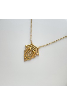 Serenay Kararmaz Çelik Gold Taşlı Madalyon Kolye Altın Serenay Kararmaz Çelik Gold Taşlı Madalyon Kolye Altın