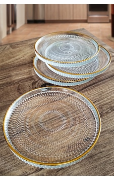 Altın Yaldızlı Kristal 4'lü Cam Tabak Çerezlik Sunumluk Sunum Tabağı 16cm Altın Yaldızlı Kristal 4'lü Cam Tabak Çerezlik Sunumluk Sunum Tabağı 16cm