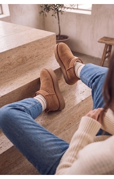 Polomia Comfort Süet İçi Suni Kürklü Kalın Taban Kadın Bot Taba Polomia Comfort Süet İçi Suni Kürklü Kalın Taban Kadın Bot Taba