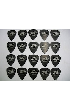 Peavey Profesyonel 0.50 MM Gitar Penası-20 Adet Poşette Peavey Profesyonel 0.50 MM Gitar Penası-20 Adet Poşette