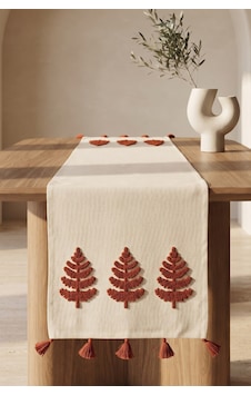Hayat Ağacı Nakışlı Püsküllü Buldan İşi Pamuk Runner Masa Örtüsü 40x130 Cm Kiremit Hayat Ağacı Nakışlı Püsküllü Buldan İşi Pamuk Runner Masa Örtüsü 40x130 Cm Kiremit