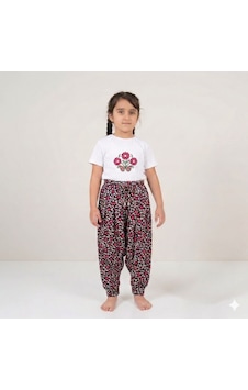 Boravelli Bora Kız Çocuk Hobi Şalvar Desenli Şalvar Yöresel Şalvar Çocuk Şalvarı Çok Renkli Boravelli Bora Kız Çocuk Hobi Şalvar Desenli Şalvar Yöresel Şalvar Çocuk Şalvarı Çok Renkli