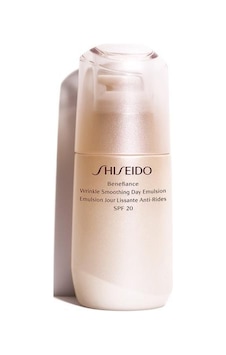 Shiseido Benefıance Wrinkle Smoothing Day Emulsion 75 ML Shiseido Benefıance Wrinkle Smoothing Day Emulsion 75 ML