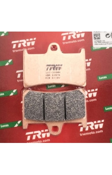 TRW LUCAS MCB611SV SİNTER ÖN FREN BALATA - YAMAHA MT-07 / MT-09 / TRACER / XSR 700 / XSR 900 / MT- 10 TRW LUCAS MCB611SV SİNTER ÖN FREN BALATA - YAMAHA MT-07 / MT-09 / TRACER / XSR 700 / XSR 900 / MT- 10