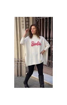 Onno Style Women Barbie Nakışlı Yırtmaçlı Triko Kadın Panço Beyaz Onno Style Women Barbie Nakışlı Yırtmaçlı Triko Kadın Panço Beyaz
