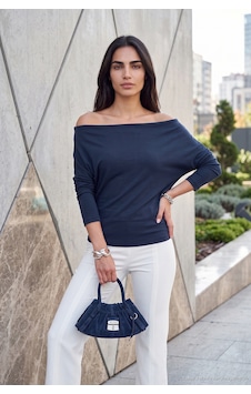Lela Madonna Yaka Yarasa Kol Triko Bluz Kadın Bluz 5866892 Lacivert Lela Madonna Yaka Yarasa Kol Triko Bluz Kadın Bluz 5866892 Lacivert